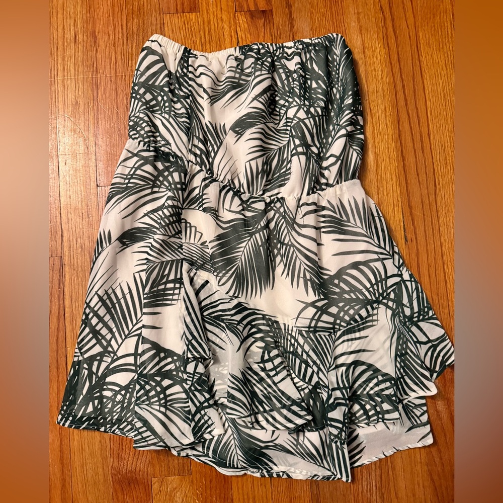 NWT Express strapless palm print jumpsuit size small